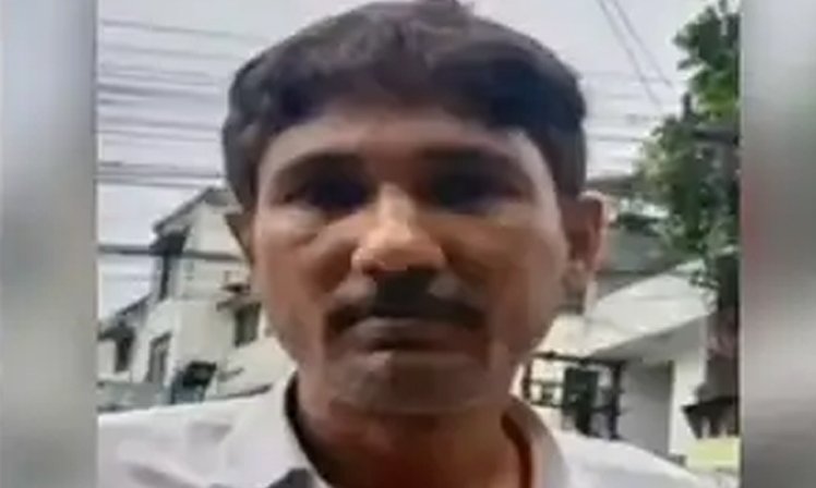 <span class="nnColorfulPostColor" style="color:rgb(0,0,0,1)">NEET પેપર લીકના માસ્ટરમાઇન્ડ સંજીવ મુખિયાની પટનાથી ધરપકડ : બિહાર સરકારે 3 લાખ રૂપિયાના ઈનામની કરી હતી જાહેરાત</span>